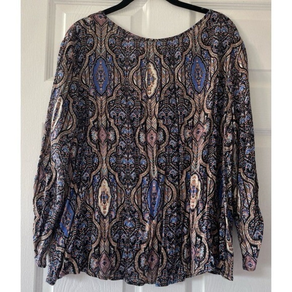 Lush Multicolor Top - Picture 5 of 5